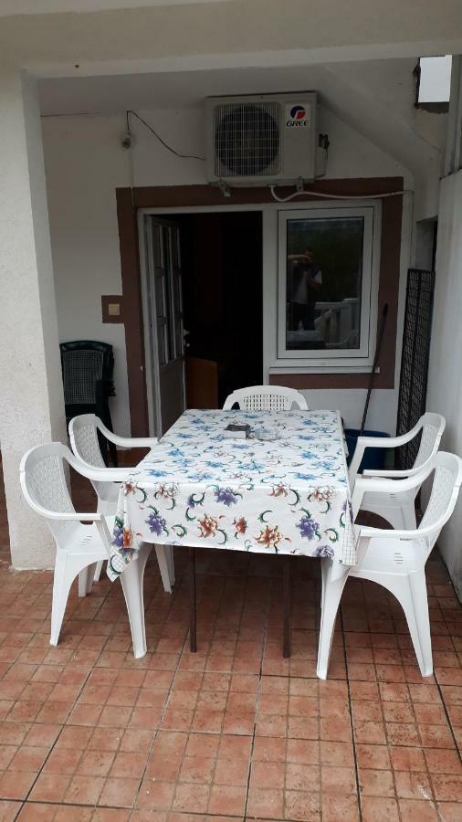 Vila Ruska Prčanj Esterno foto