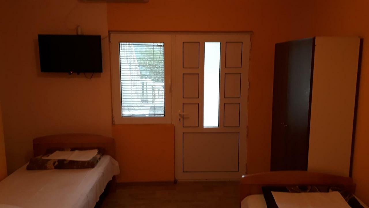 Vila Ruska Prčanj Esterno foto