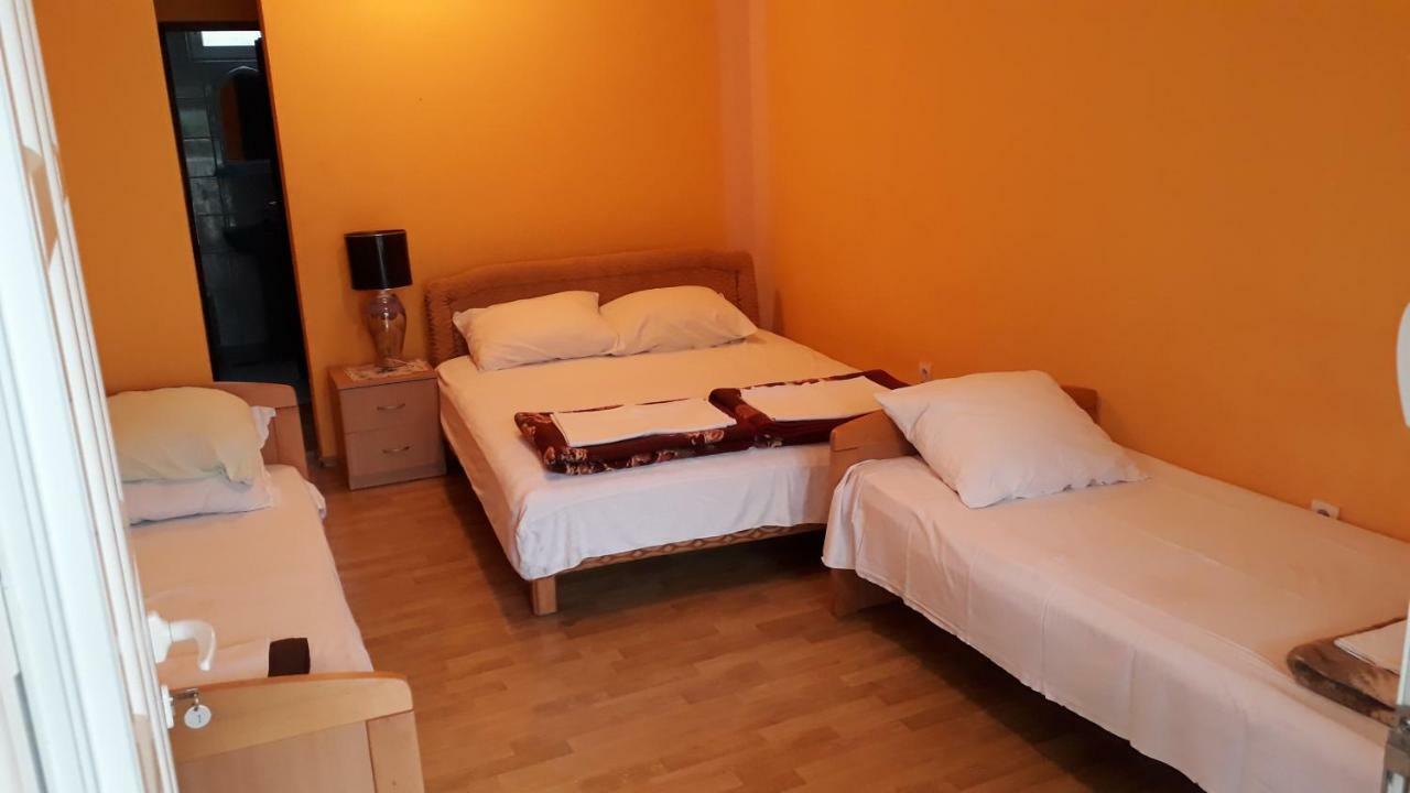 Vila Ruska Prčanj Esterno foto